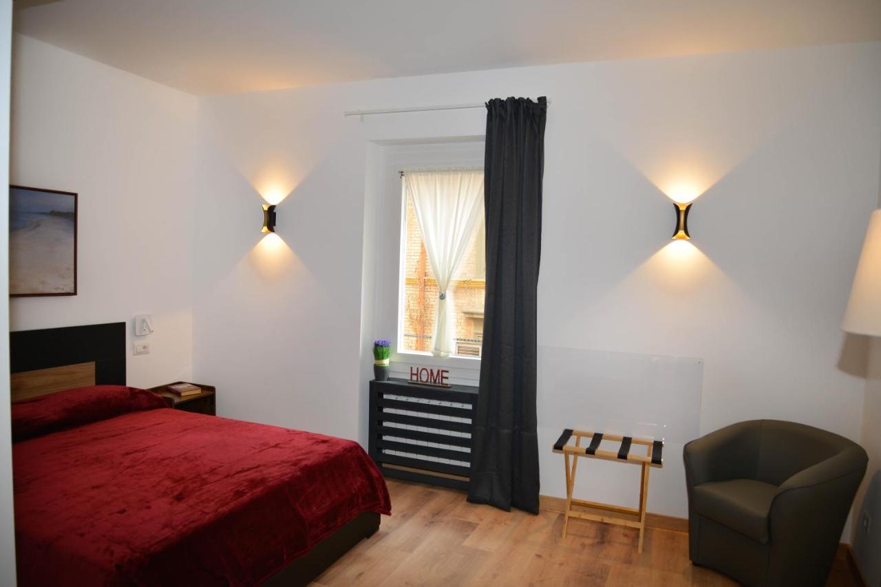 Fidia Palace Claudia'S Apartment Colosseo Рим Екстериор снимка
